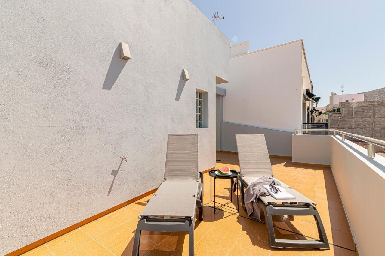 Luxury Holidays Suites, Playa De Los Cristianos Лос-Крістіанос Екстер'єр фото