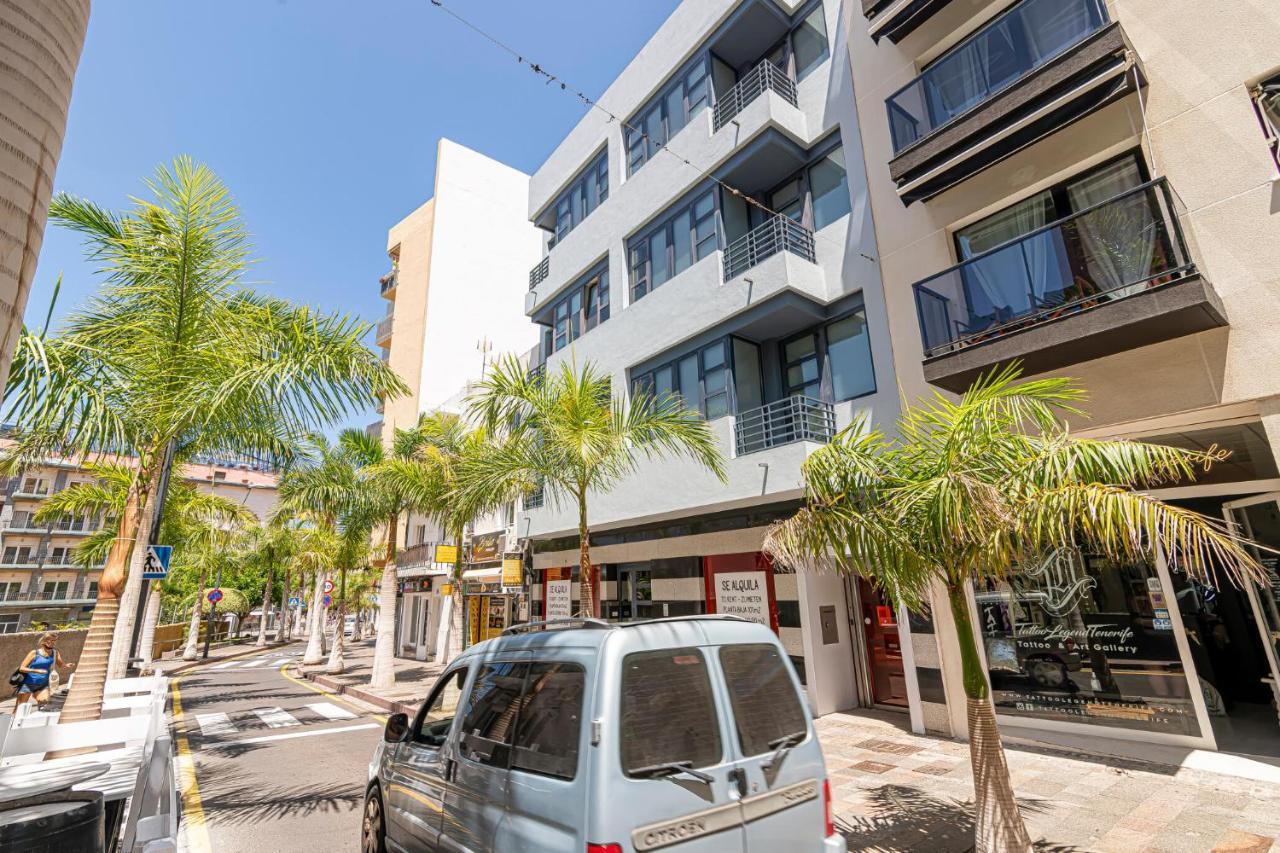 Luxury Holidays Suites, Playa De Los Cristianos Лос-Крістіанос Екстер'єр фото