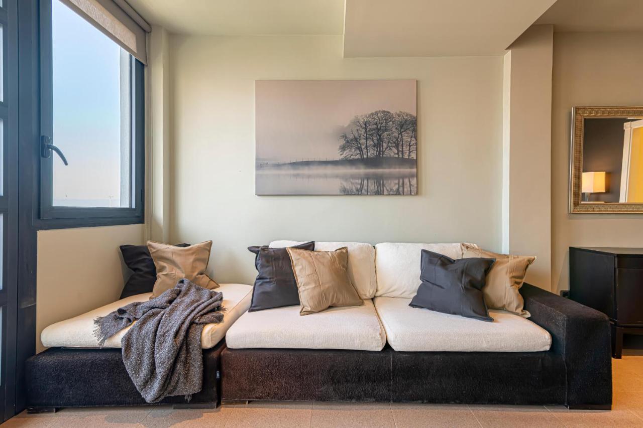 Luxury Holidays Suites, Playa De Los Cristianos Лос-Крістіанос Екстер'єр фото