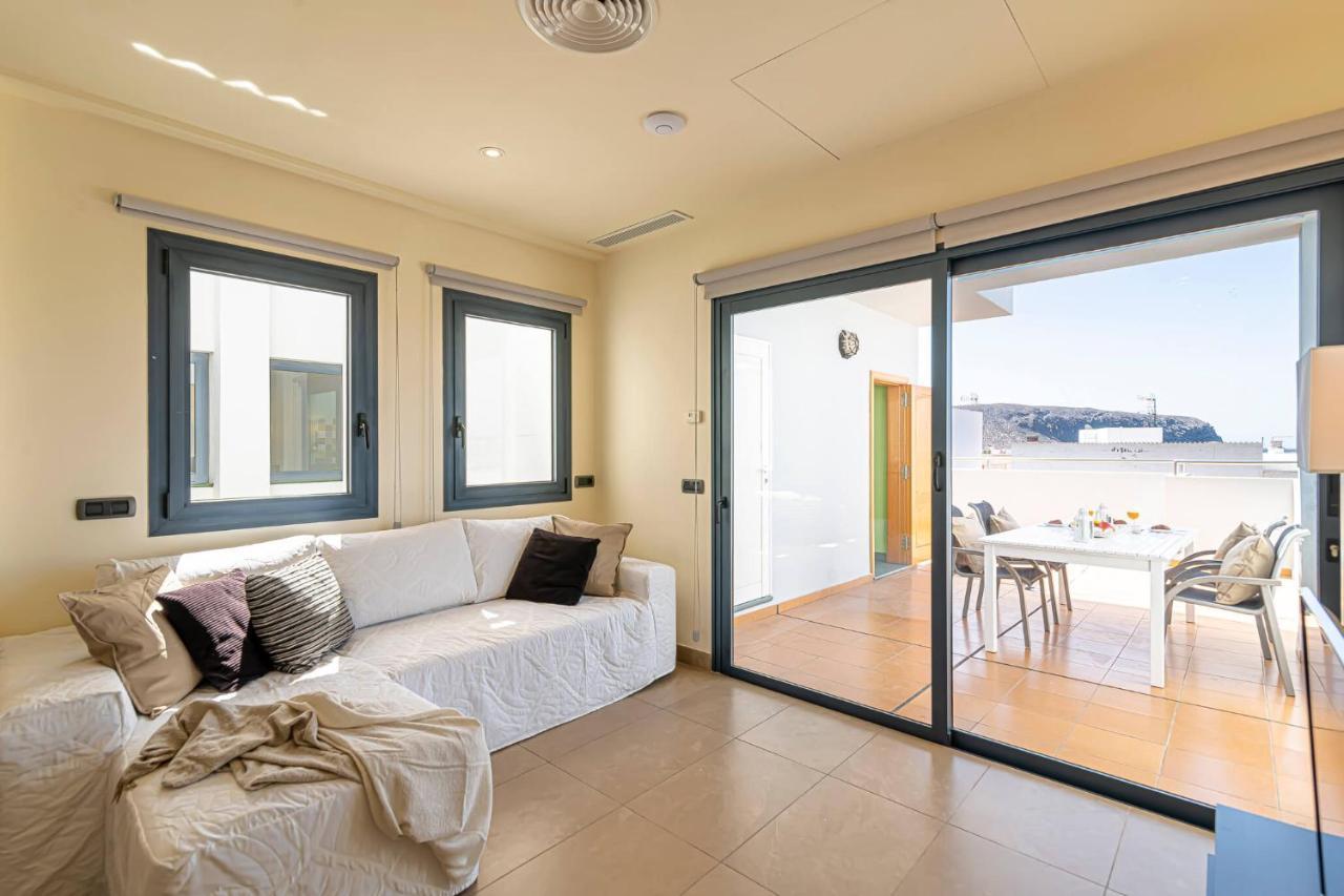 Luxury Holidays Suites, Playa De Los Cristianos Лос-Крістіанос Екстер'єр фото