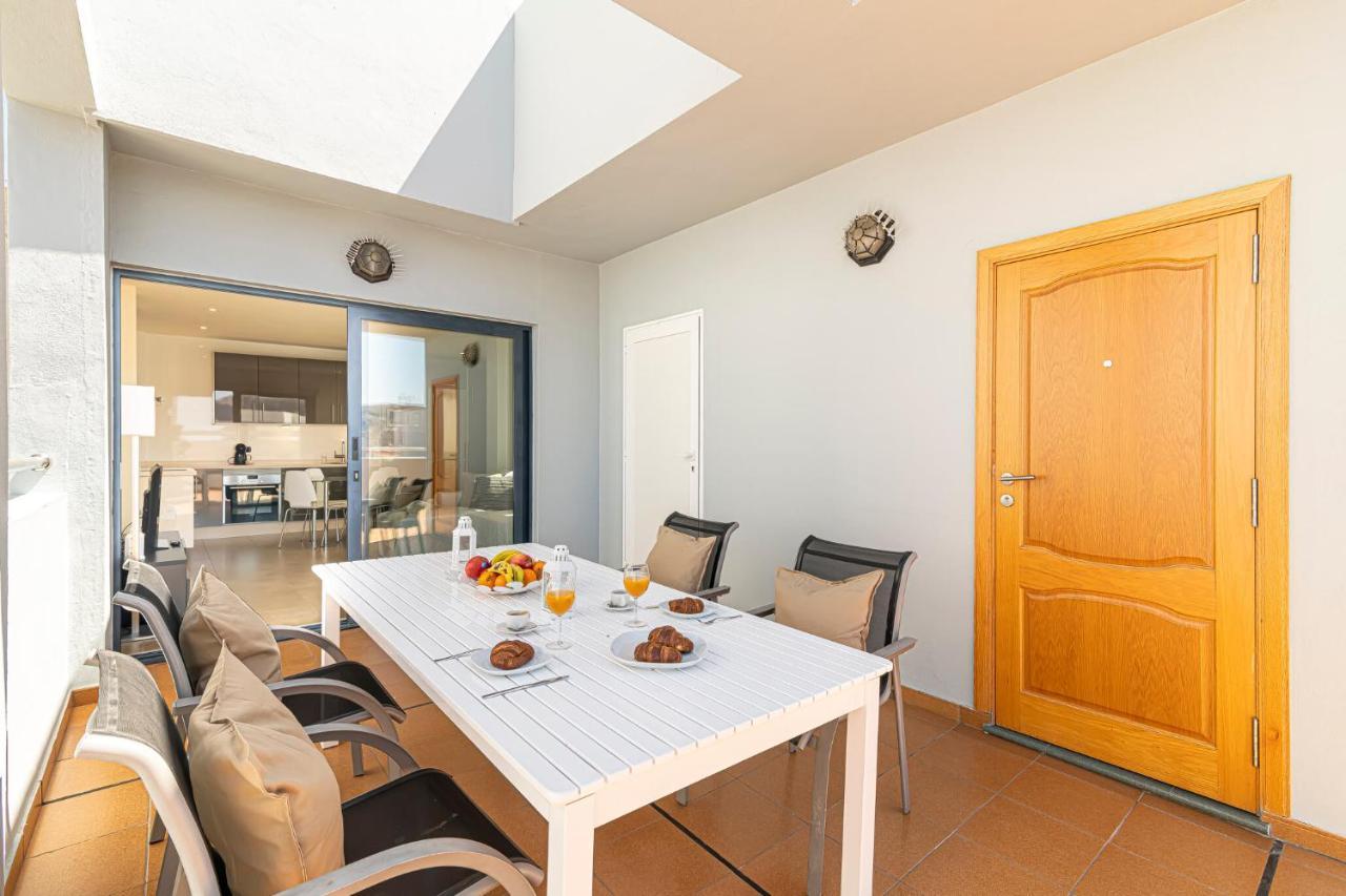 Luxury Holidays Suites, Playa De Los Cristianos Лос-Крістіанос Екстер'єр фото