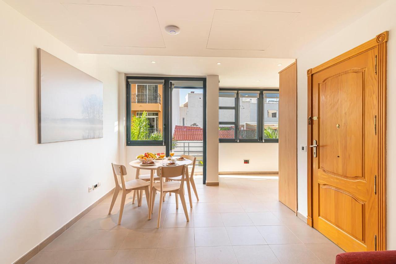 Luxury Holidays Suites, Playa De Los Cristianos Лос-Крістіанос Екстер'єр фото
