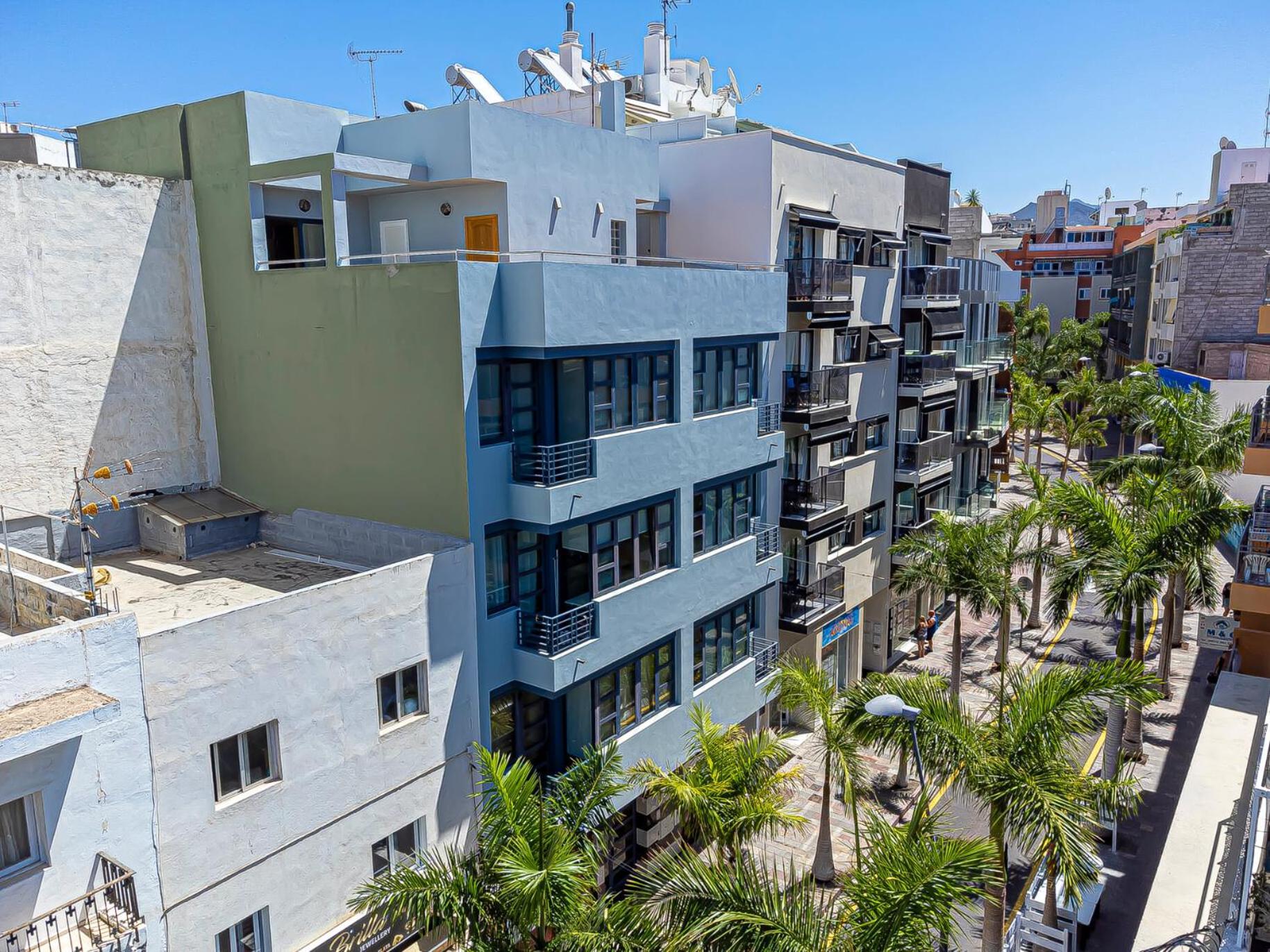 Luxury Holidays Suites, Playa De Los Cristianos Лос-Крістіанос Екстер'єр фото
